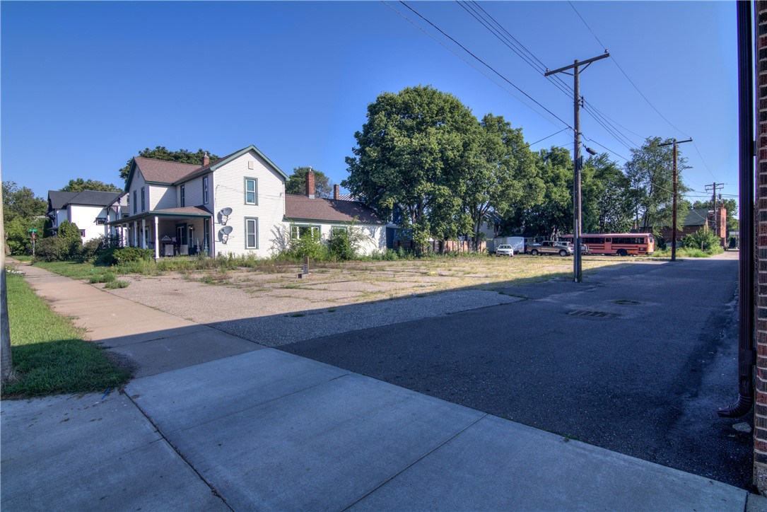 515 Bay Street Property Photo 6