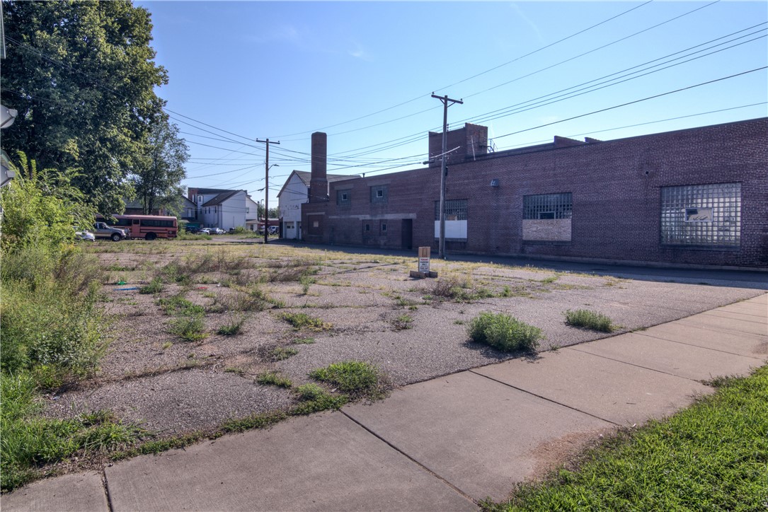 515 Bay Street Property Photo 8