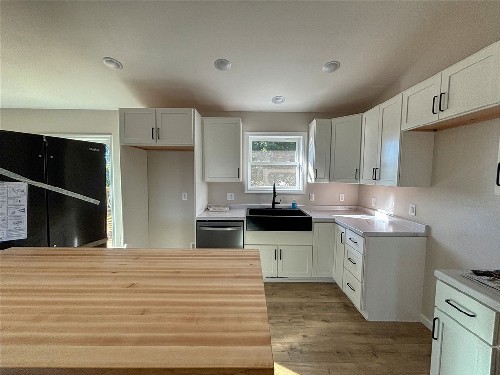 917 Clayton Street Property Photo 7