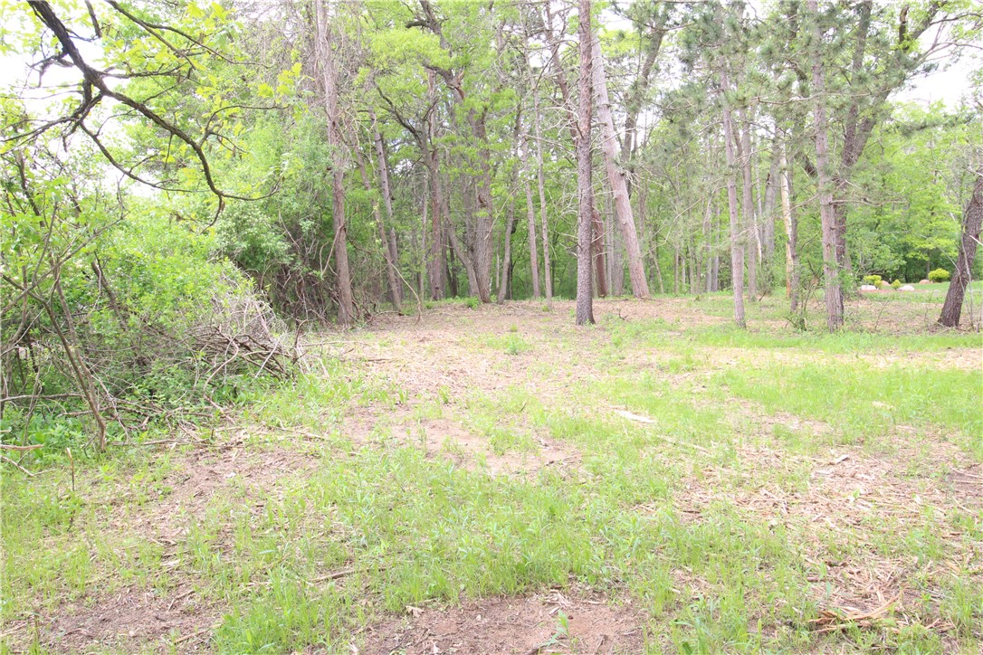 3917 North Shore Drive Property Photo 18