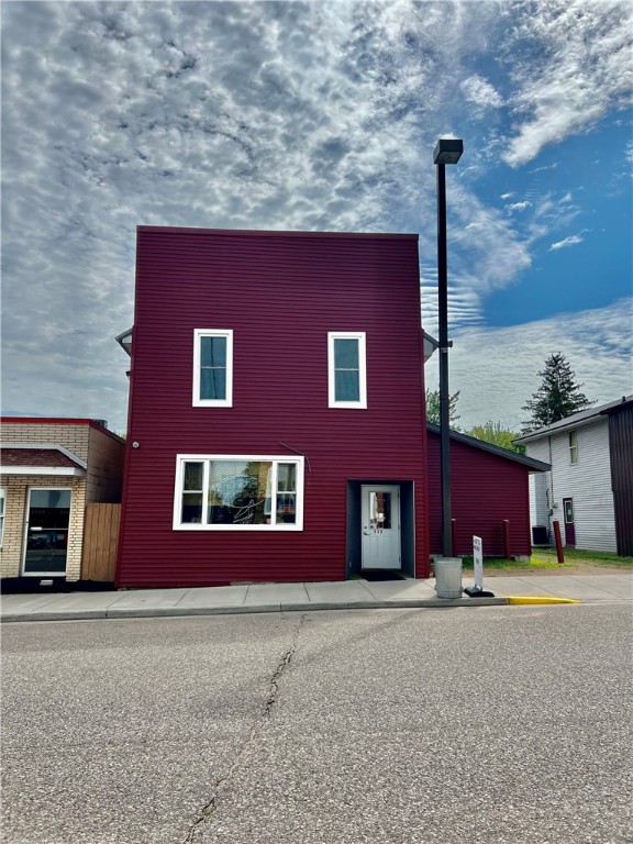 332 N Main Street Property Photo