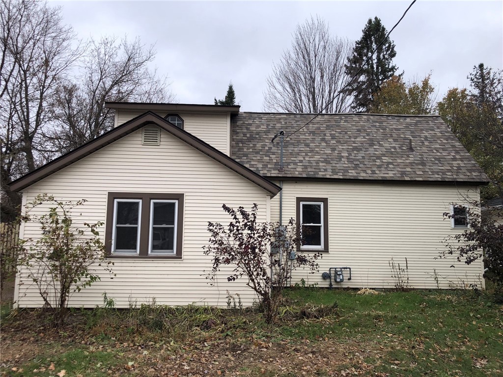 219 E Burnett Avenue Property Photo 1