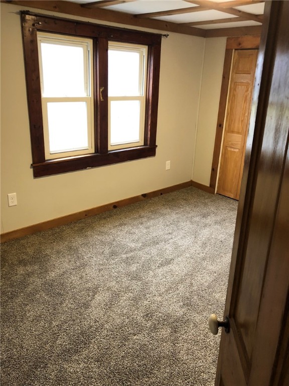 219 E Burnett Avenue Property Photo 2