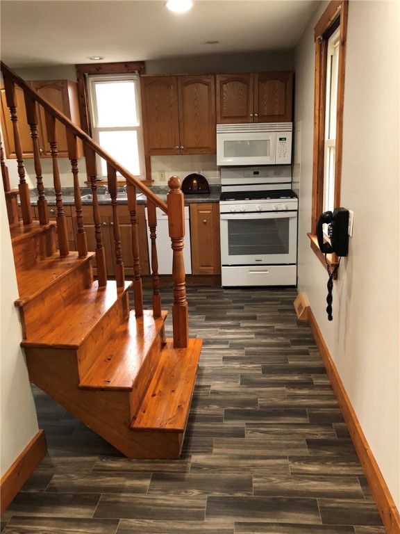 219 E Burnett Avenue Property Photo 14