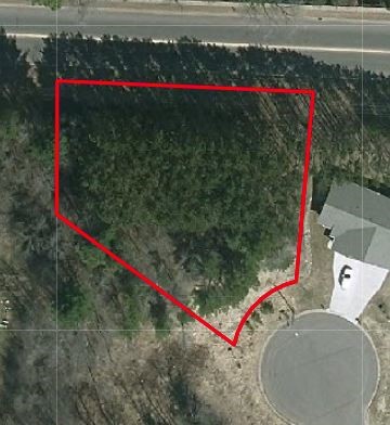 950 Emerald Court Property Photo 2