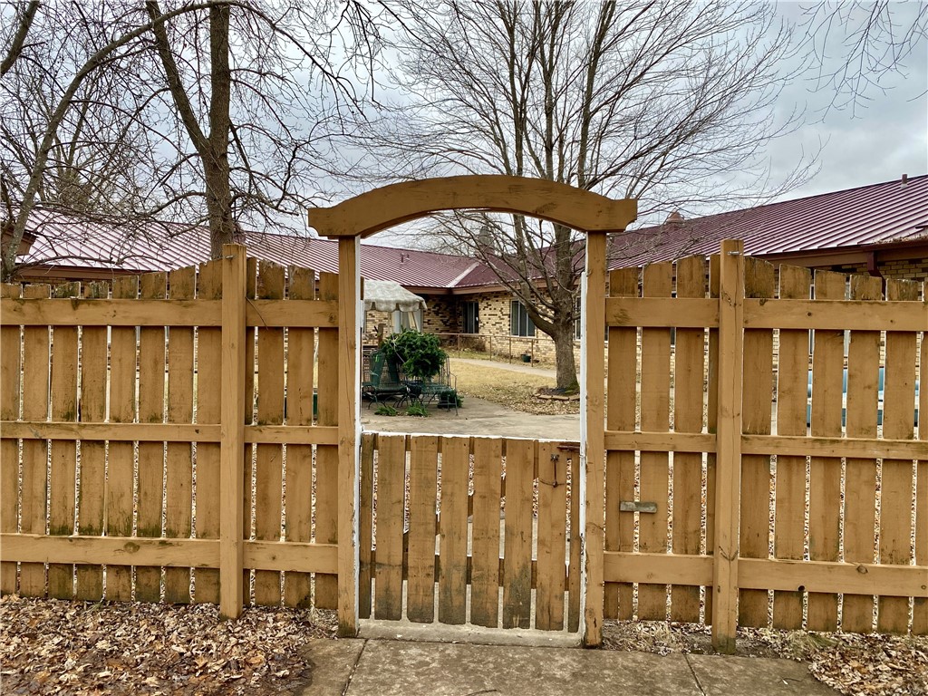 232 E Springer Avenue Property Photo 13