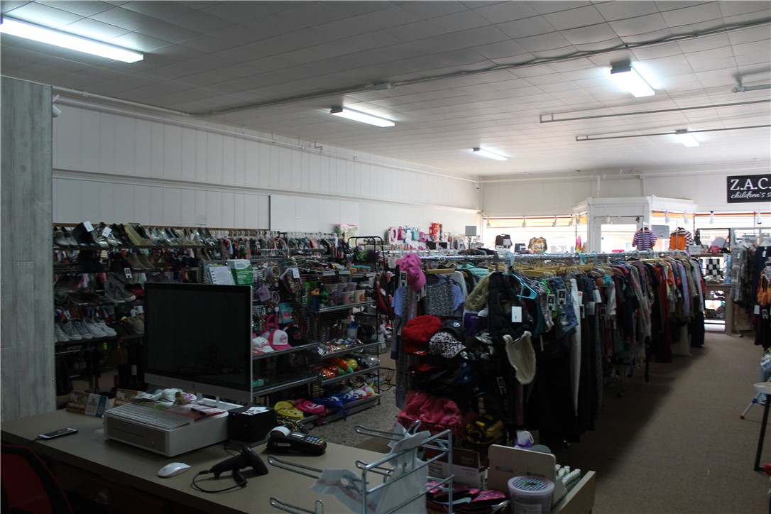314 N Broadway Street Property Photo 6
