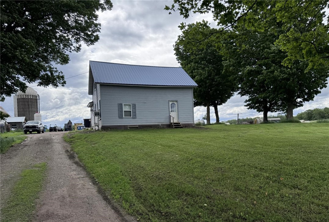 N7758 County Road H Property Photo 1