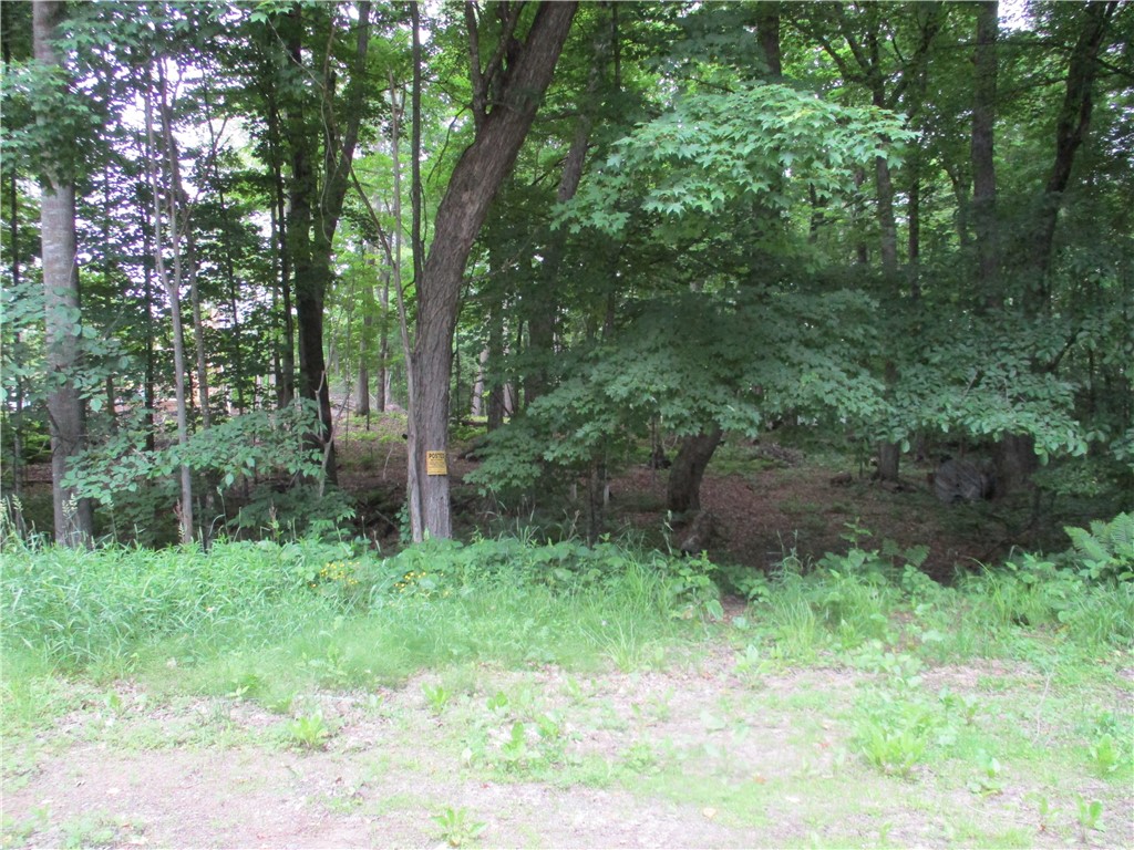 Hemlock Sub Of The Woods Real Estate Listings Main Image