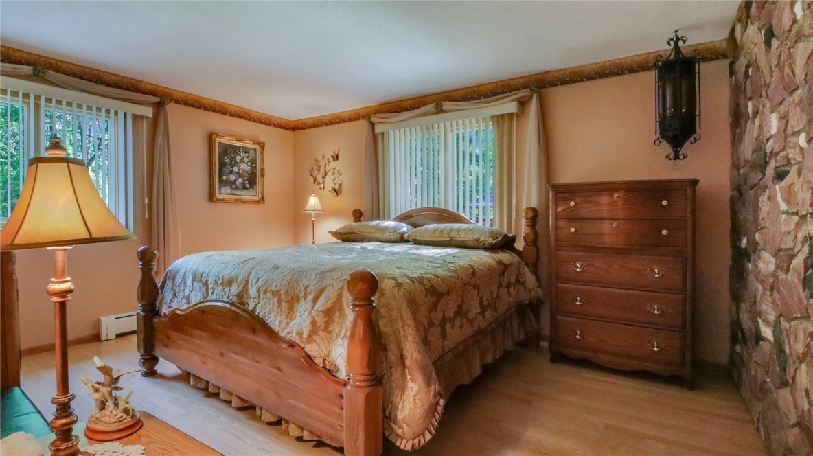 8821 W Bell Road Property Photo 15