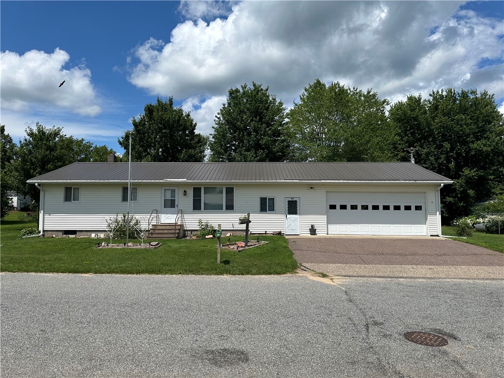 415 4th Street Property Photo 1