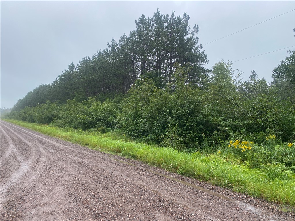 On Old 14 Road Property Photo