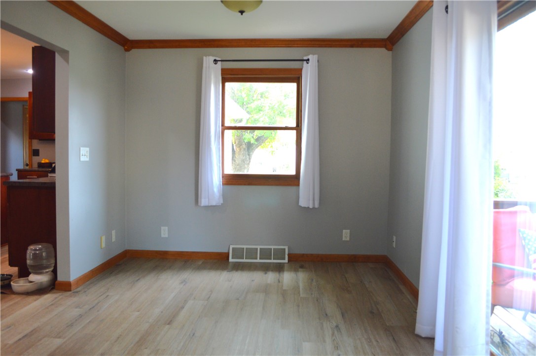318 S 2nd Street Property Photo 9