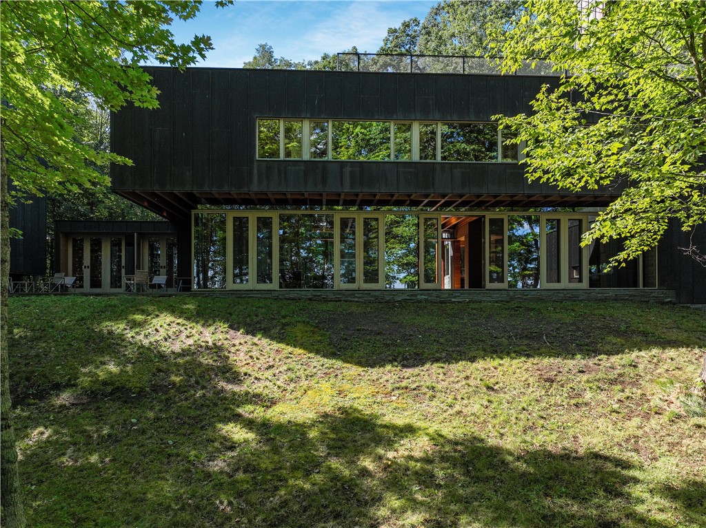 15773 W Lakeshore Road Property Photo 1