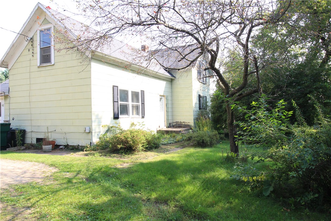 9138 Us Highway 12 Property Photo 1