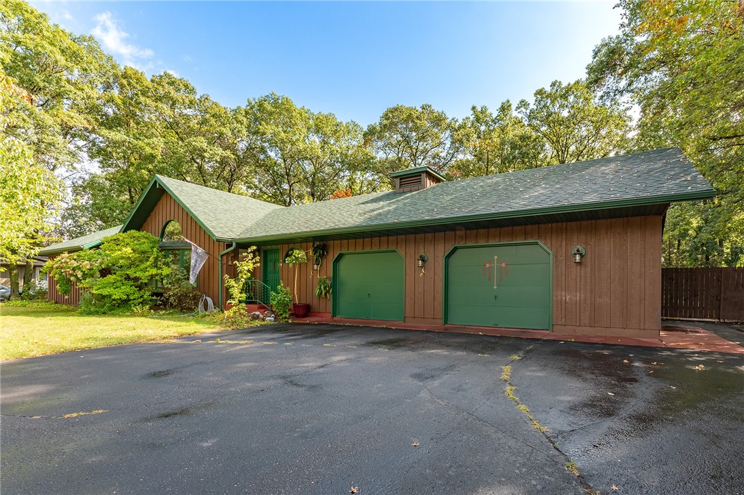 17095 County Hwy X Property Photo 1