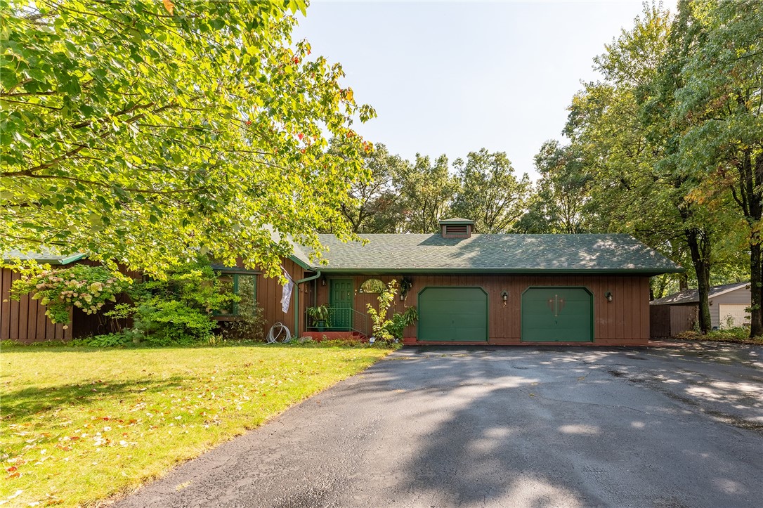 17095 County Hwy X Property Photo 2