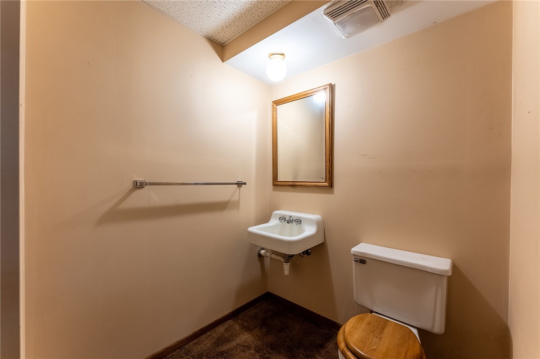 17095 County Hwy X Property Photo 32