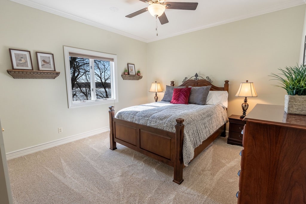 1516 E Orchard Beach Lane Property Photo 23