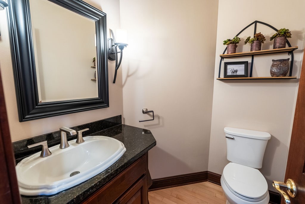 1516 E Orchard Beach Lane Property Photo 33