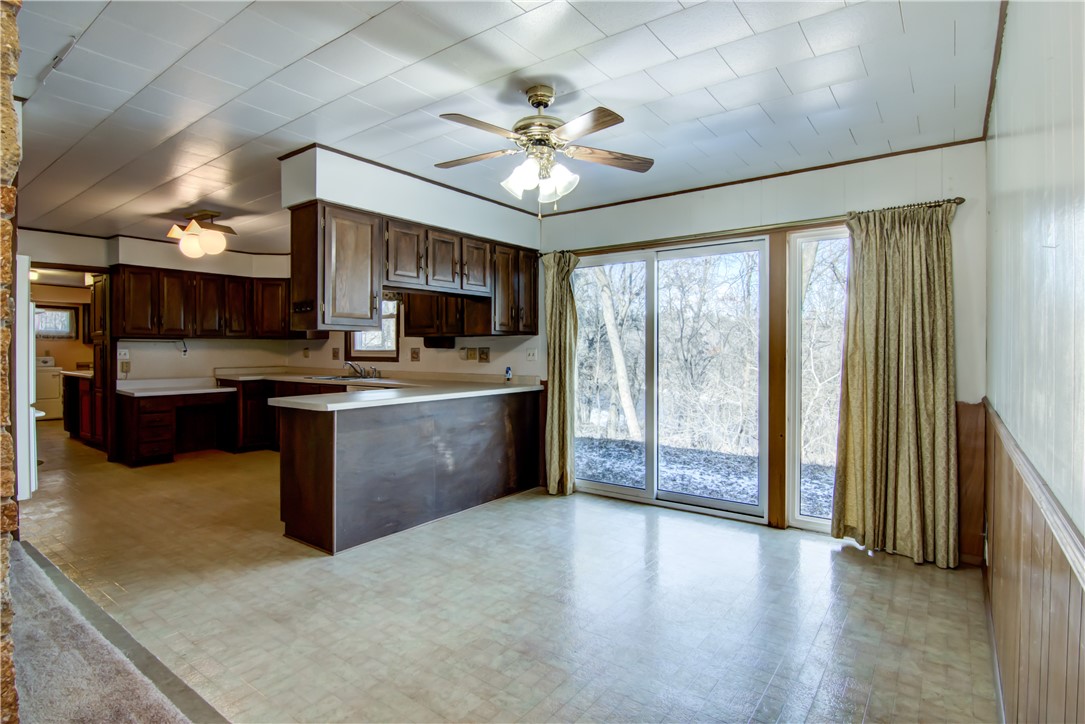 445 River Drive Property Photo 18