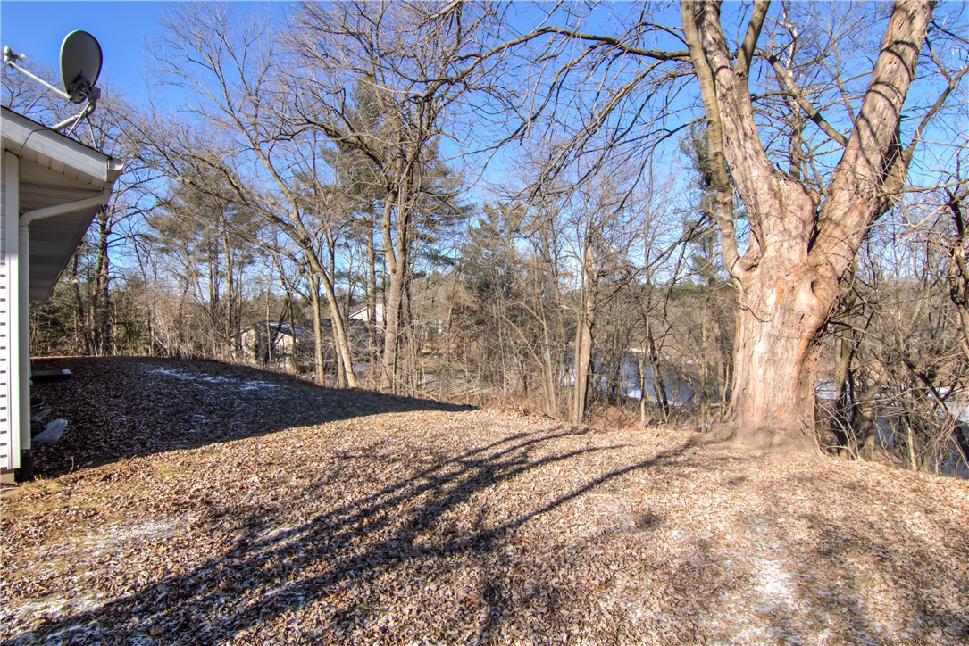 445 River Drive Property Photo 35
