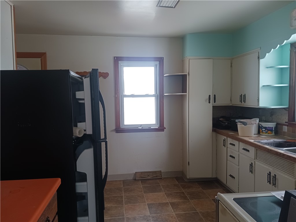 311 Us Highway 12 Property Photo 12