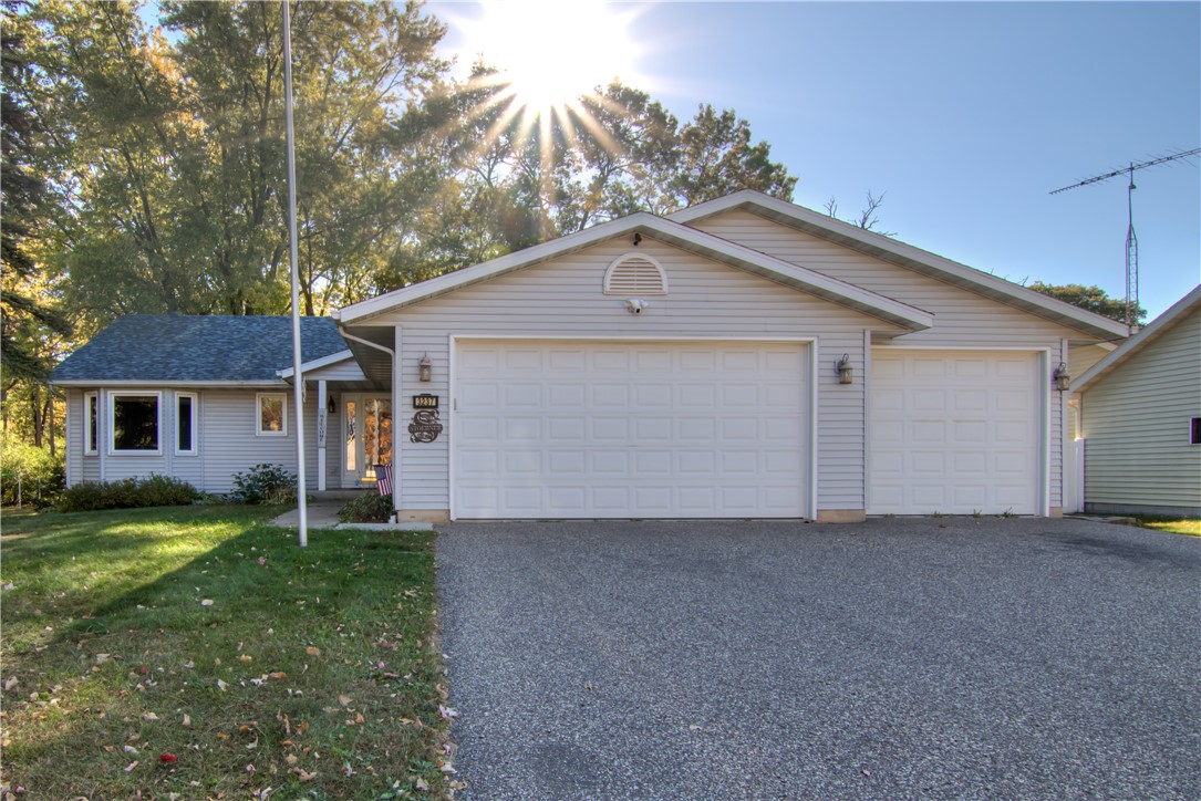 3237 Fern Court Property Photo 1