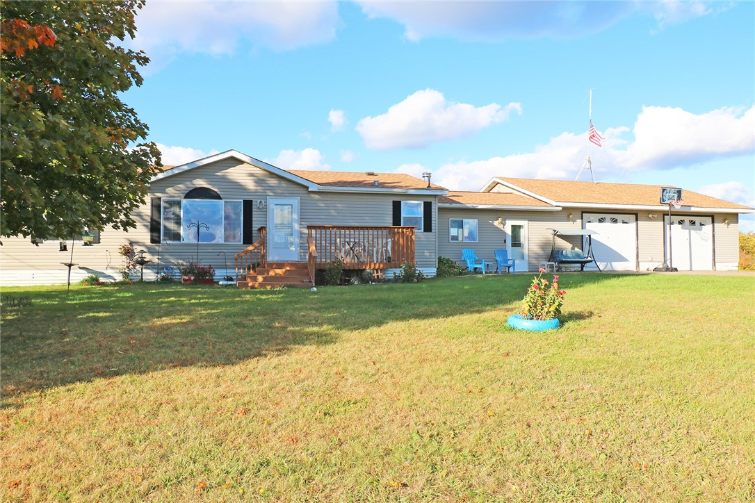 2689 250th Avenue Property Photo 1
