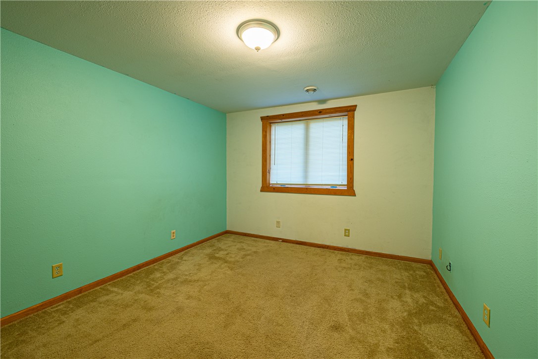 2374 320th Street Property Photo 37