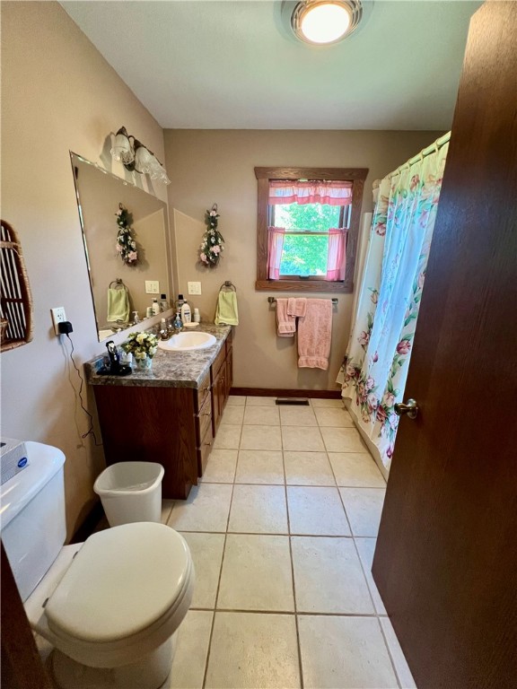 23685 County Rd H Property Photo 27
