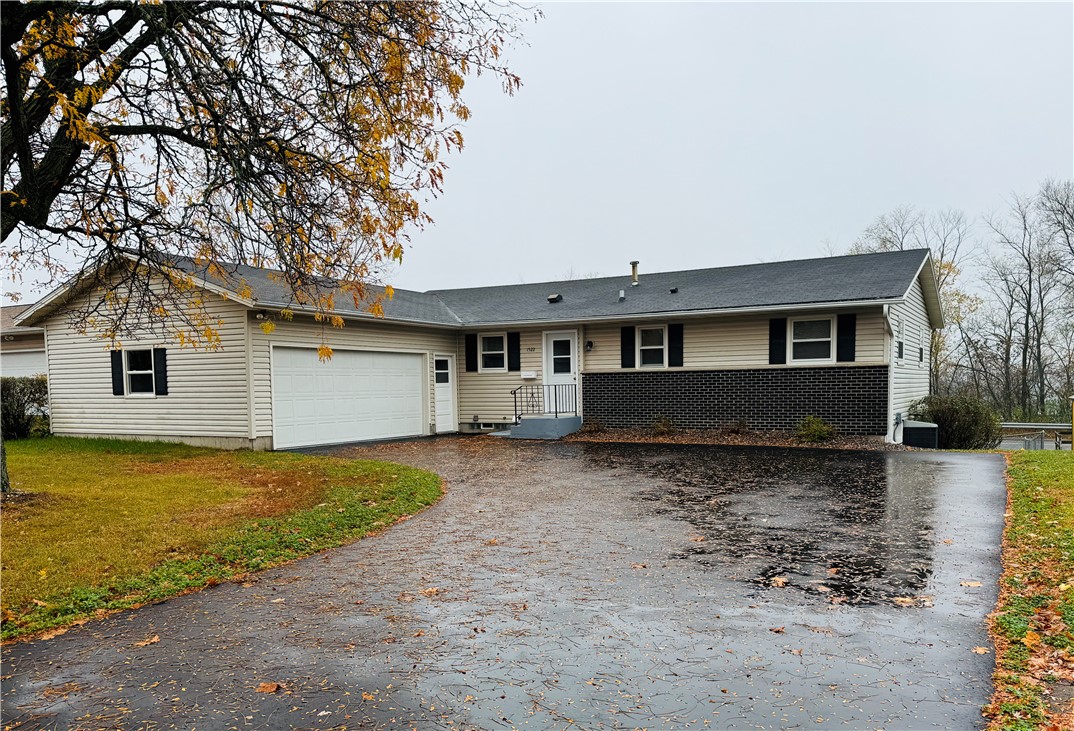 1522 Howard Avenue Property Photo 1