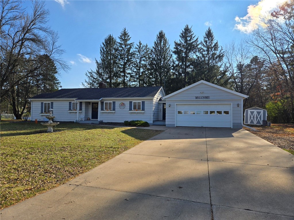 460 Elm Avenue W Property Photo 1