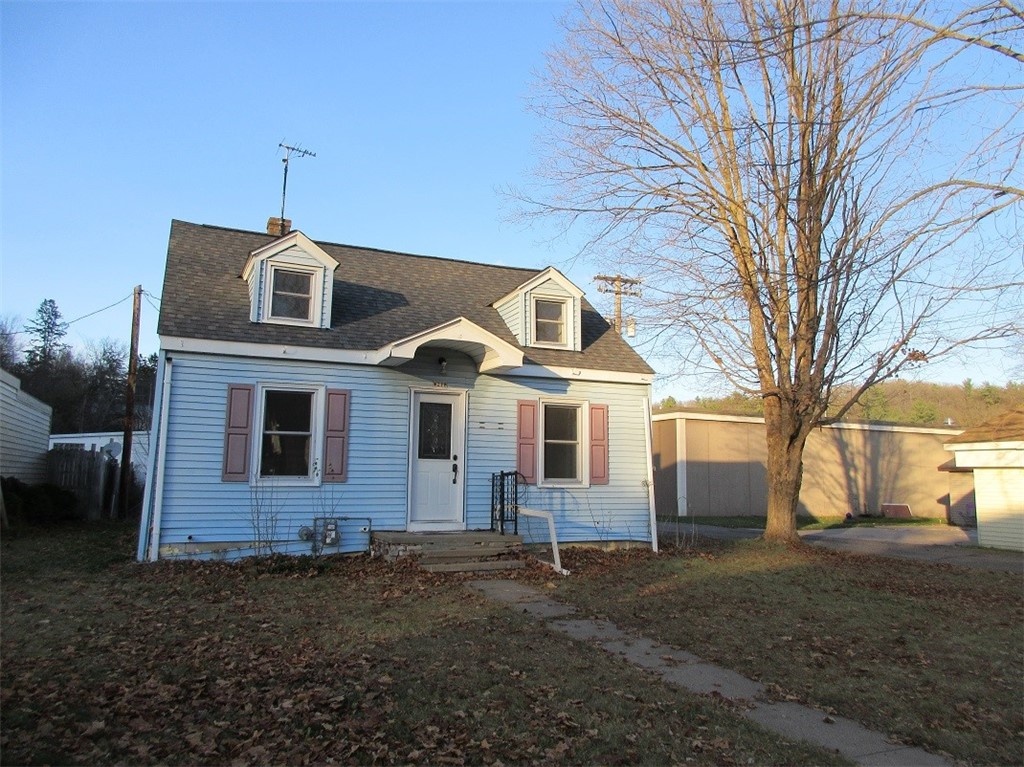 W218 Central Street Property Photo