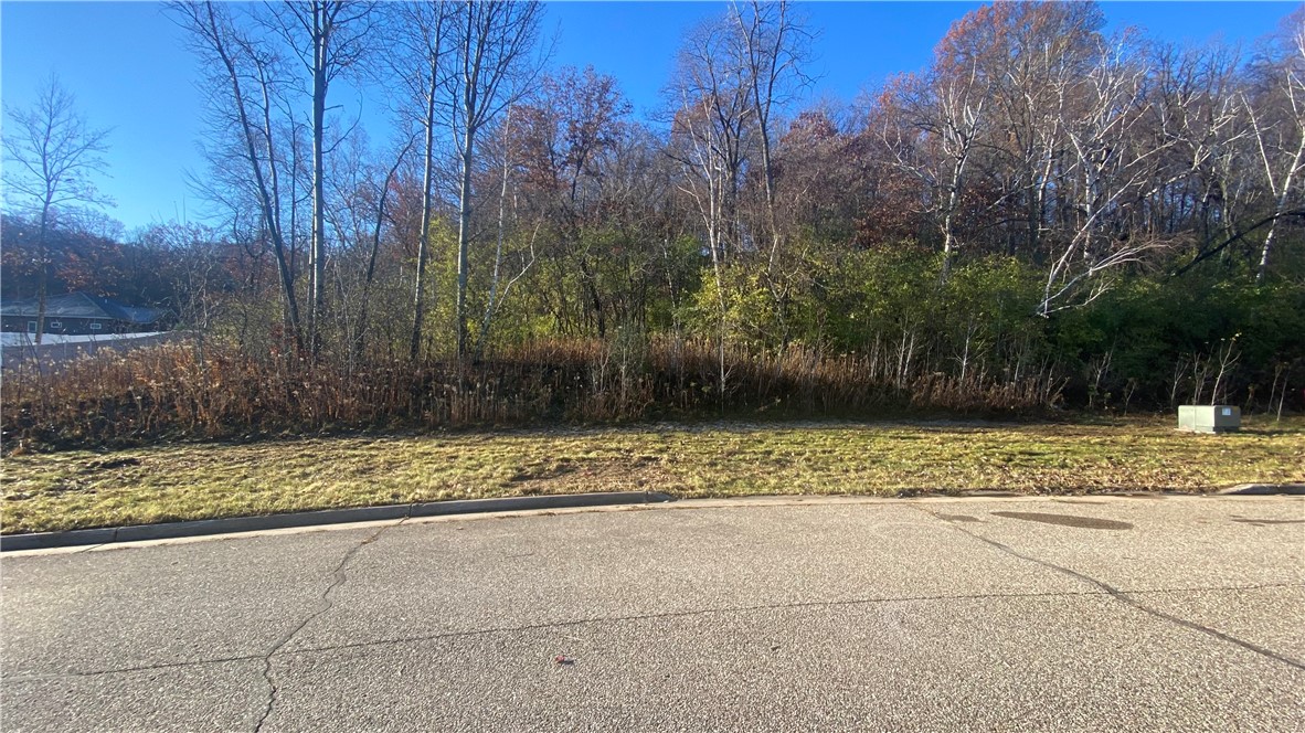 4419 Twin Oaks Court Property Photo 1