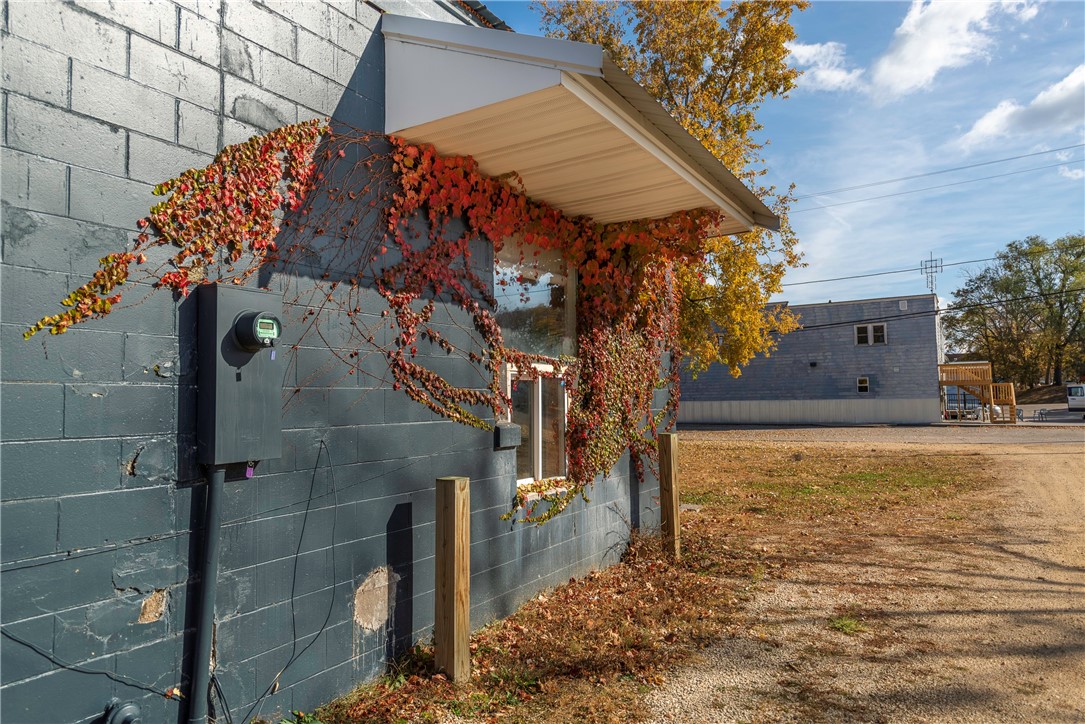 415 Third Street Property Photo 4