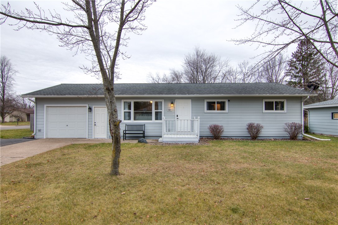 563 Daisy Street Property Photo 1