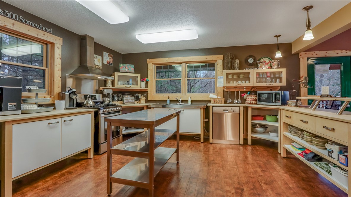 18061 County Highway Oo Property Photo 7