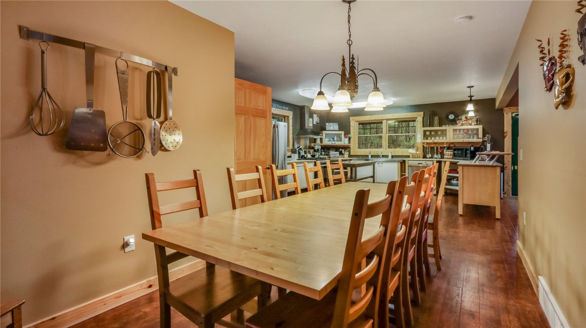18061 County Highway Oo Property Photo 9