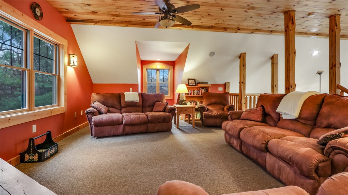 18061 County Highway Oo Property Photo 10