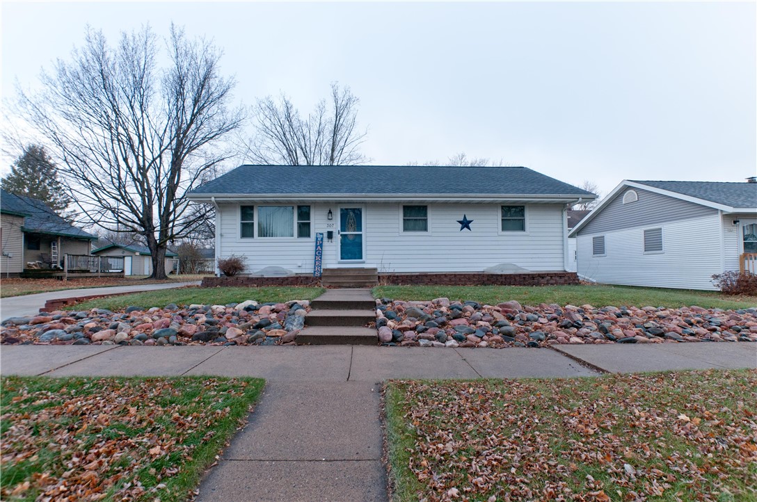 307 W Humbird Street Property Photo 1