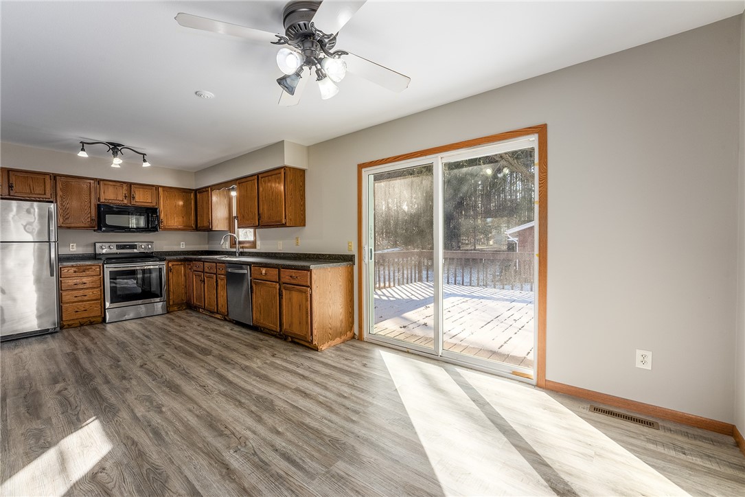 5516 174th Street Property Photo 8