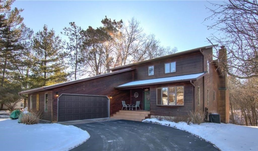 2718 Cherry Blossom Lane Ne Property Photo 1