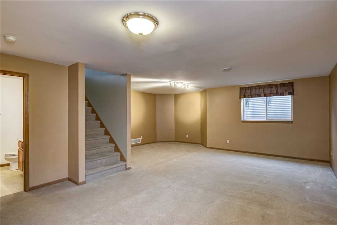 1032 Evergreen Lane Property Photo 21