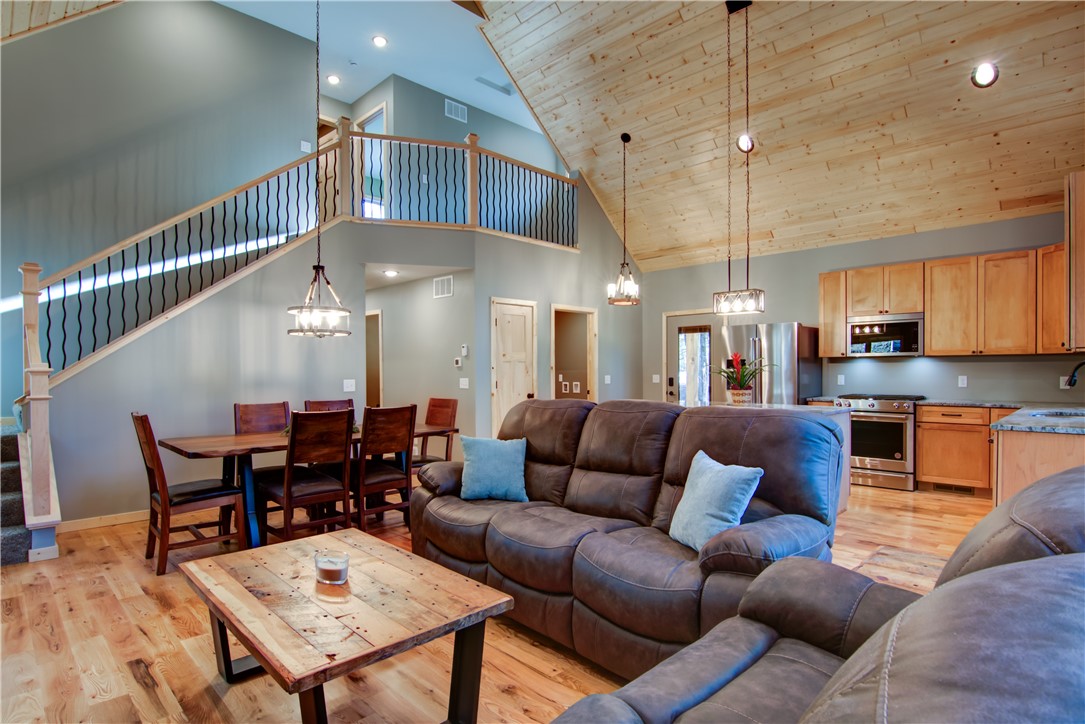 11549 Haggberg Road Property Photo 7