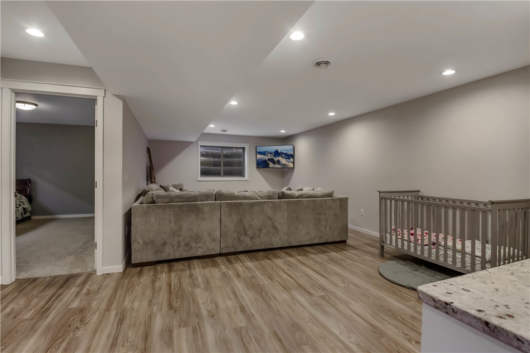 1842 Luke Place Property Photo 18