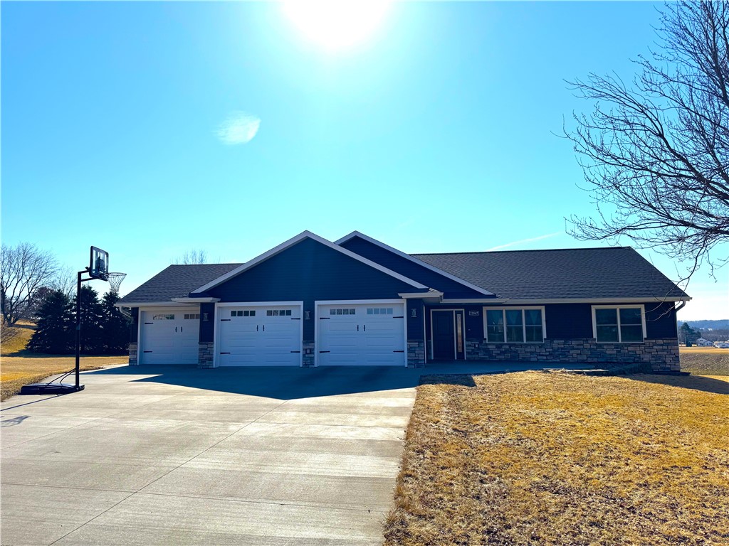 23547 Indee Boulevard Property Photo