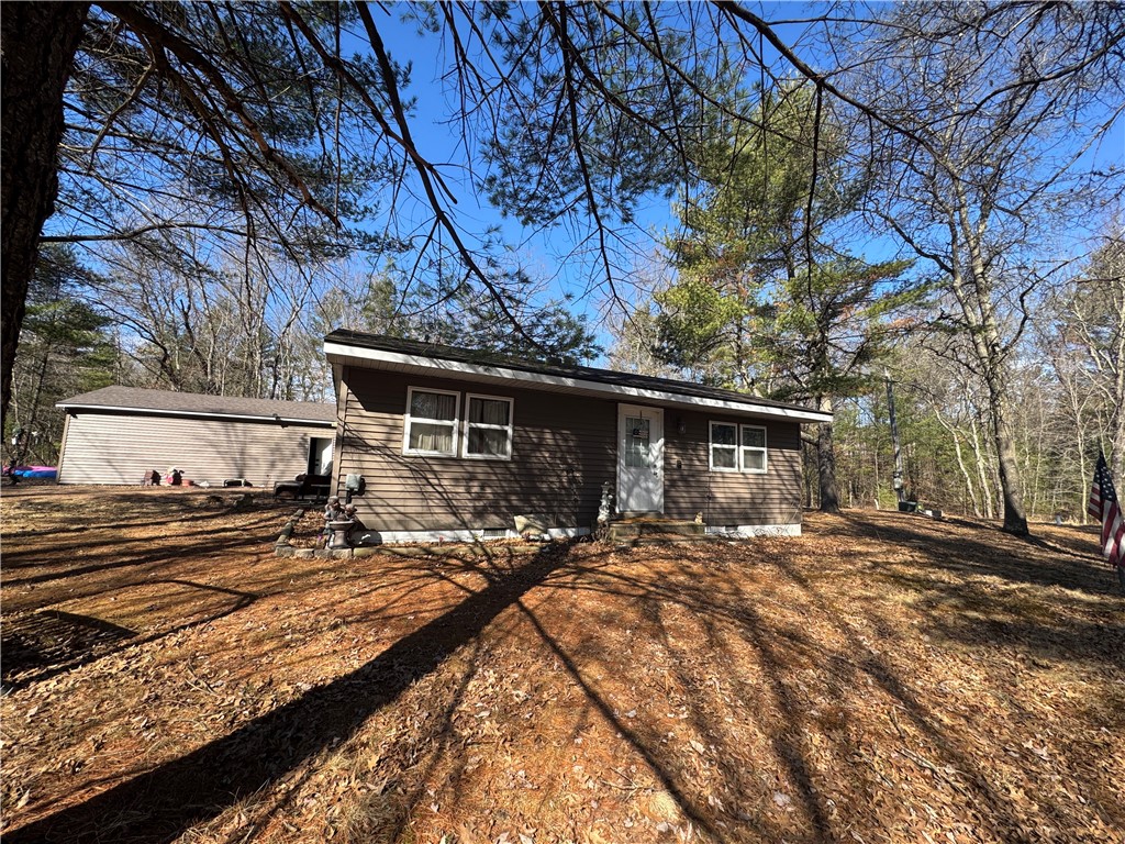 E18970 Black Bear Road Property Photo