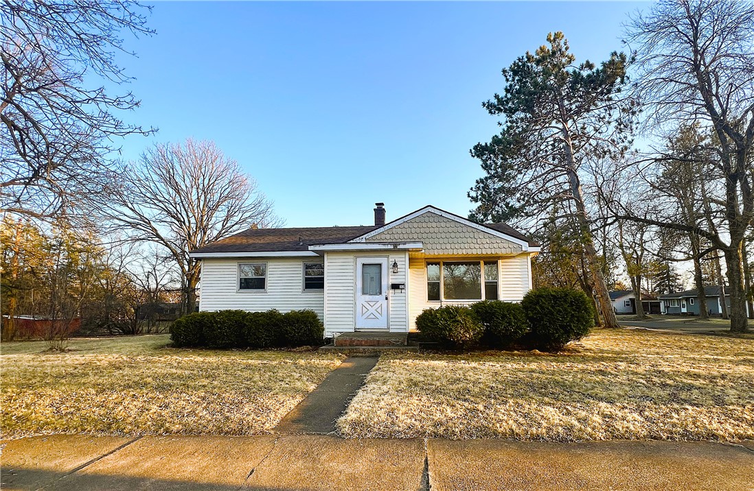 202 E College Avenue Property Photo