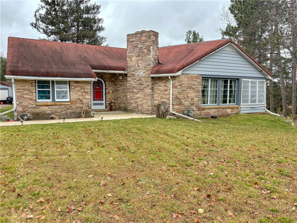 W8969 Us Highway 8 Property Photo
